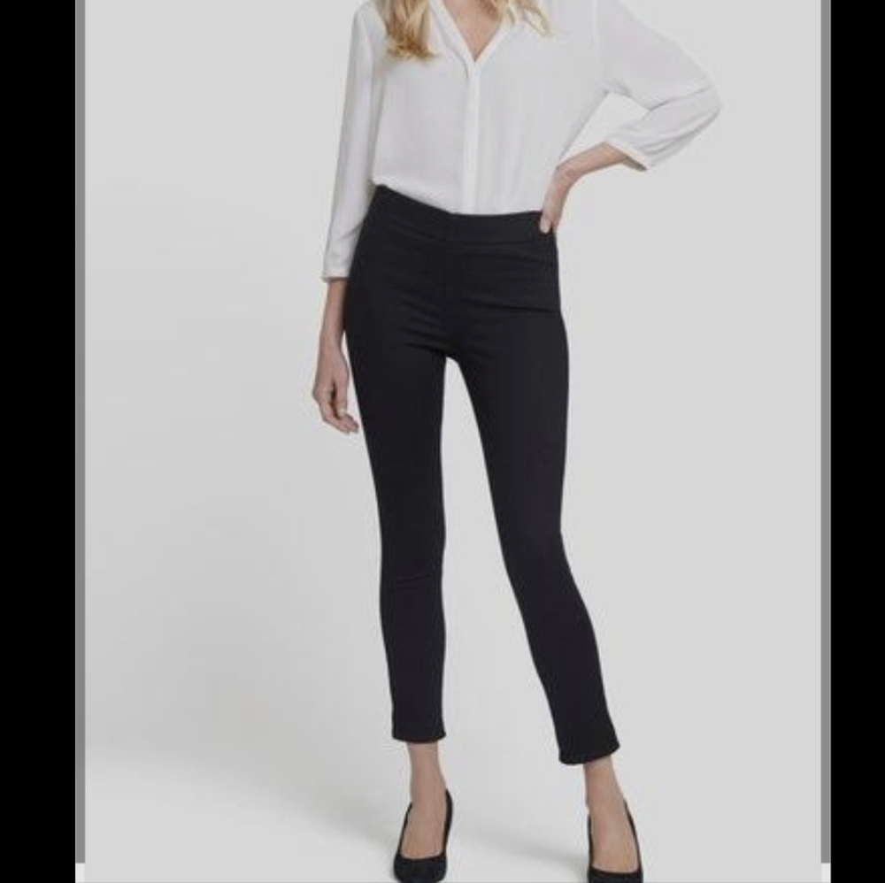 ​NYDJ Pull-On Skinny Jeans - Dark Blue - Size 10 Petite - NWT